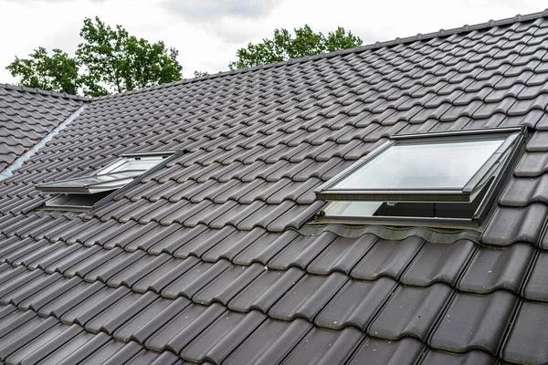 Eco-Friendly Roof Replacement Options for Sustainable Living