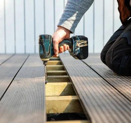 Experienced Bellevue Deck Builders for Durable, Beautiful Designs