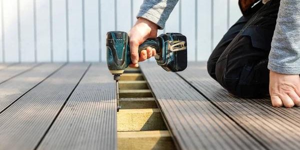 Experienced Bellevue Deck Builders for Durable, Beautiful Designs