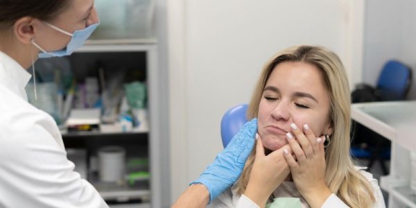 Family Dentist Abbotsford for Routine Checkups and Emergencies