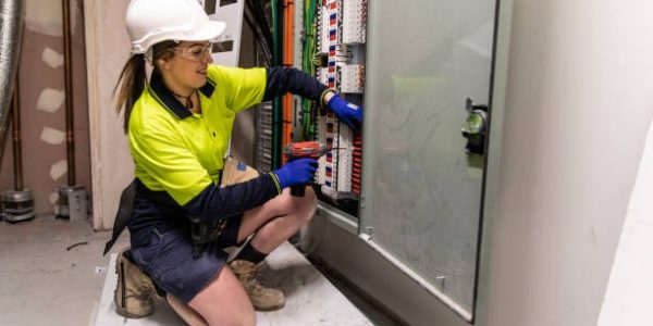 Trusted Electrician Portland for Fast & Affordable Electrical Services Near Me