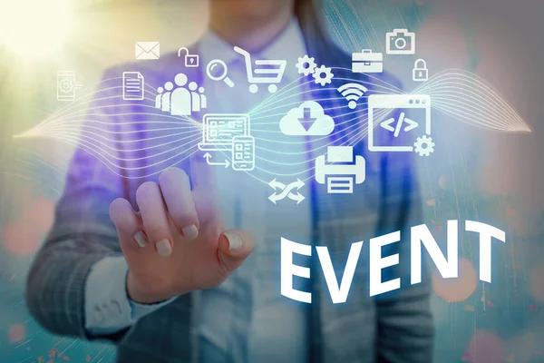 The Competitive Advantage of Investing in Hybrid and Virtual Events