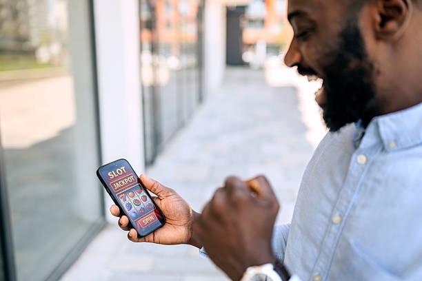 Play at an Online Casino with Confidence Today