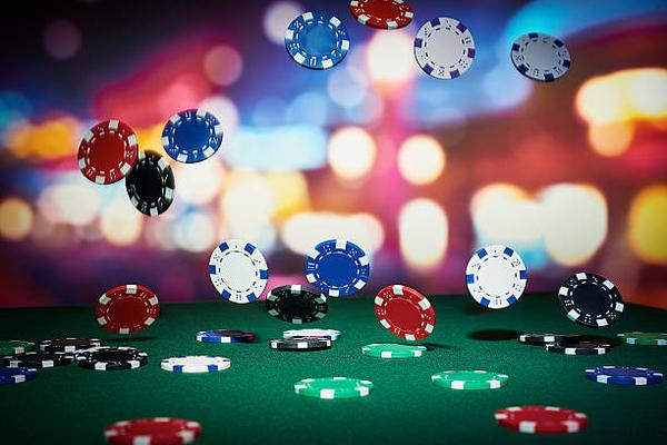 Important Factors to Review Before Choosing online casino Singapore