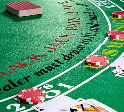 Comparing Table Games on a trusted online casino Singapore Website