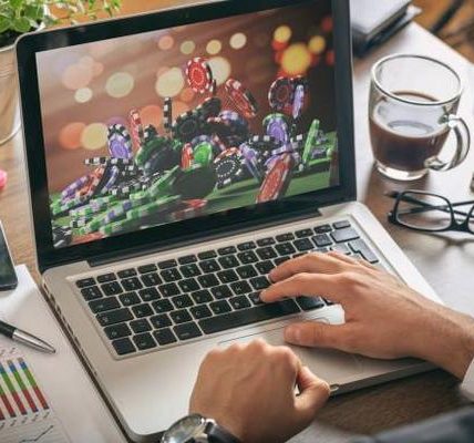 What Makes online casinos Singapore Simple to Navigate